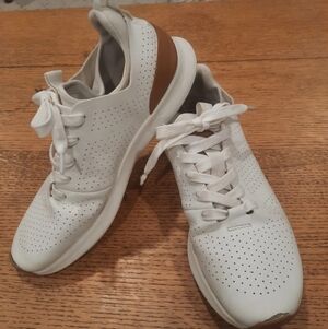 Steve Madden Mens Sz 8 P Scarpe White Tennis Shoe Casual Sneaker Perforated
